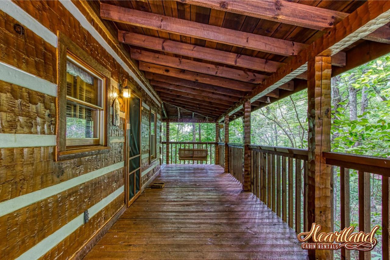 Cozy Mountain Hideaway Villa แกตลิงเบิร์ก ภายนอก รูปภาพ